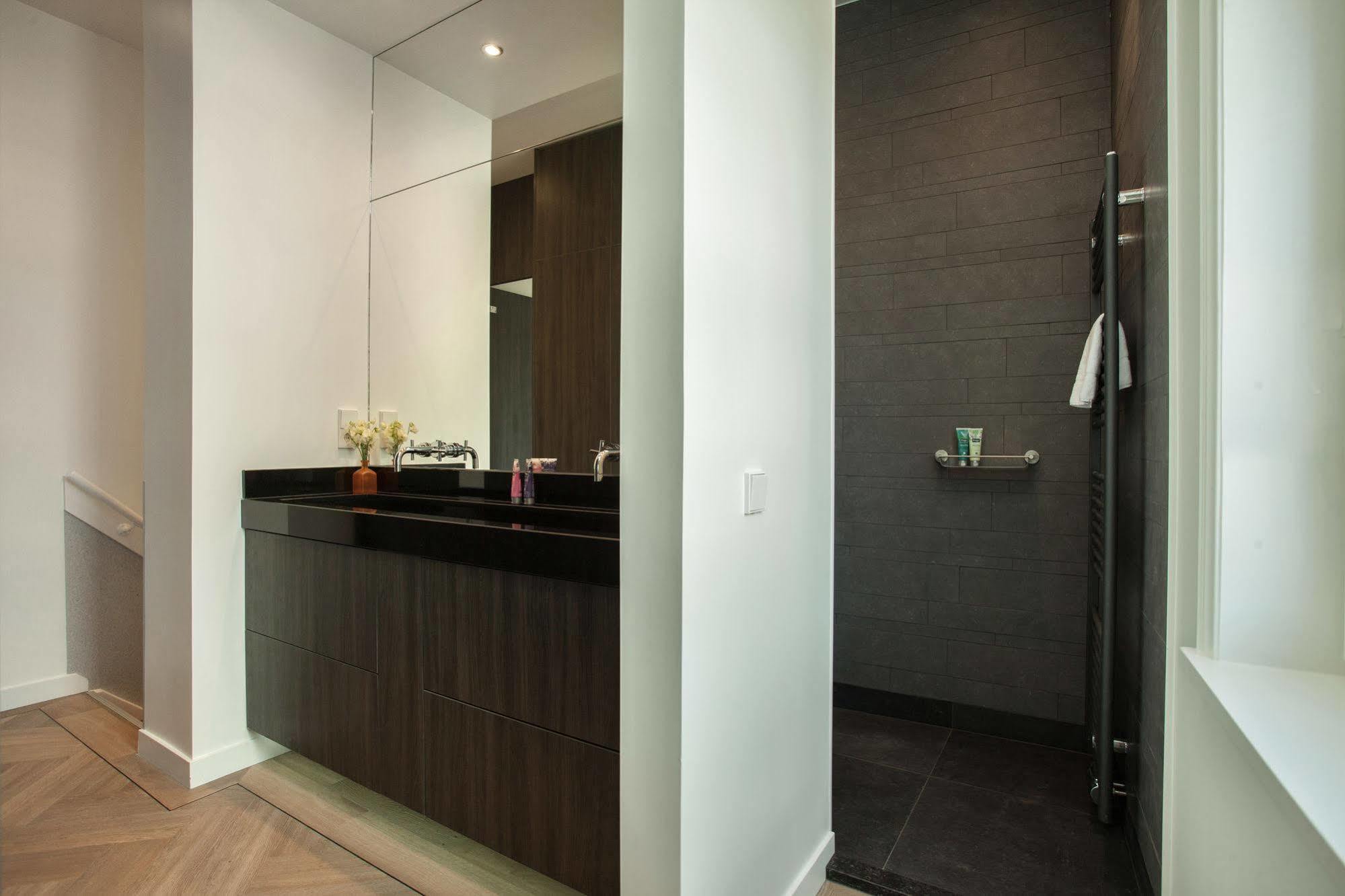 Stayci Serviced Apartments Denneweg Гаага Экстерьер фото