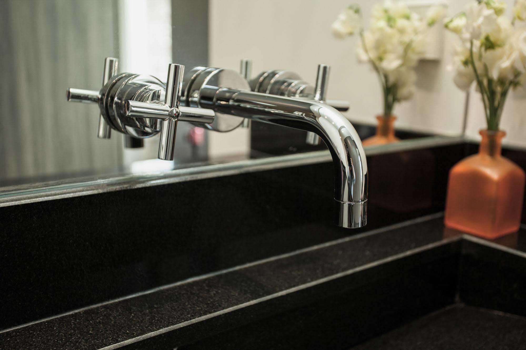 Stayci Serviced Apartments Denneweg Гаага Экстерьер фото